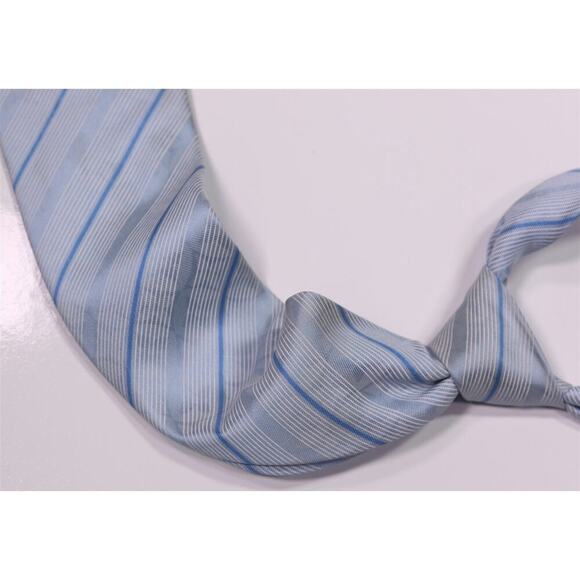 Louis Vuitton Men's Light Blue Striped Silk Necktie Tie - Picture 1 of 7